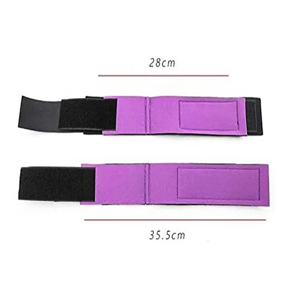 Accessoires BDSM pour femmes : menottes, matériel de bondage pour couples, jeux adultes érotiques, dispositifs de restriction et sangles de positionnement.